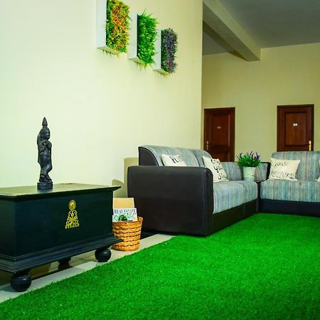 Capitalcity Hotel 바둘라 외부 사진