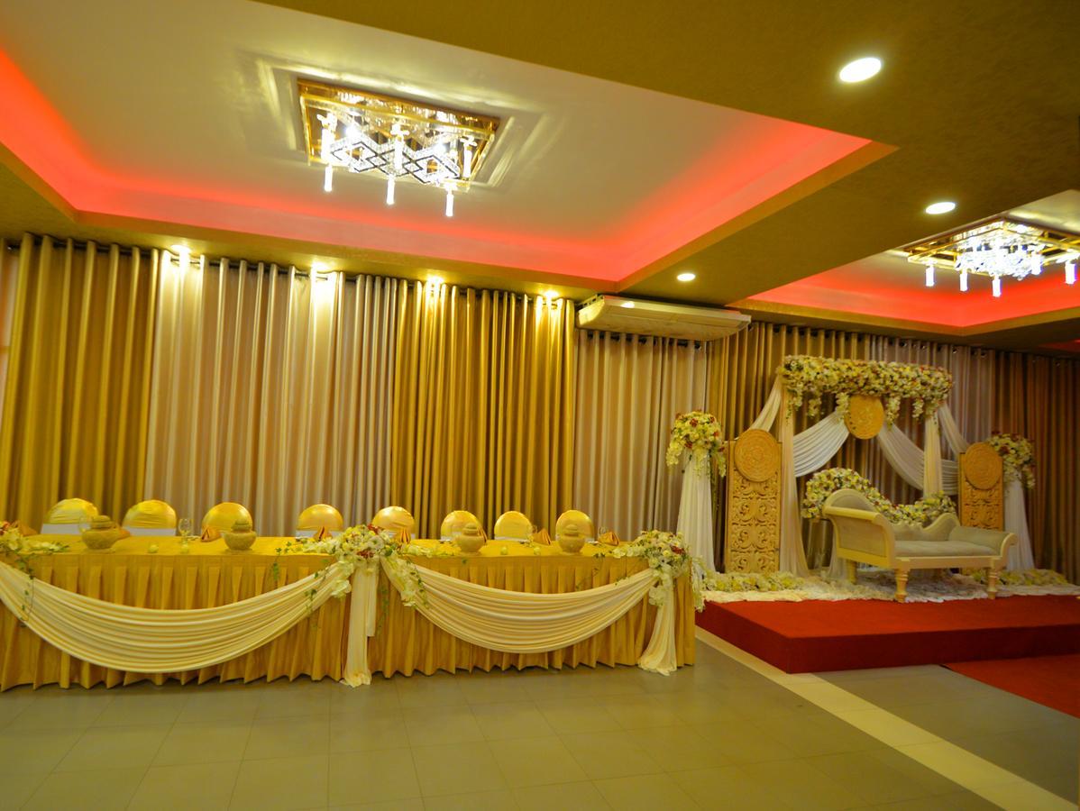 Capitalcity Hotel 바둘라 외부 사진