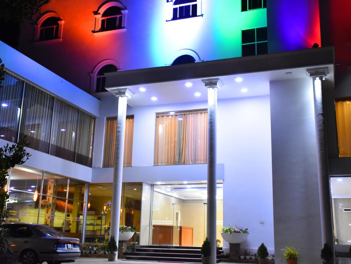 Capitalcity Hotel 바둘라 외부 사진